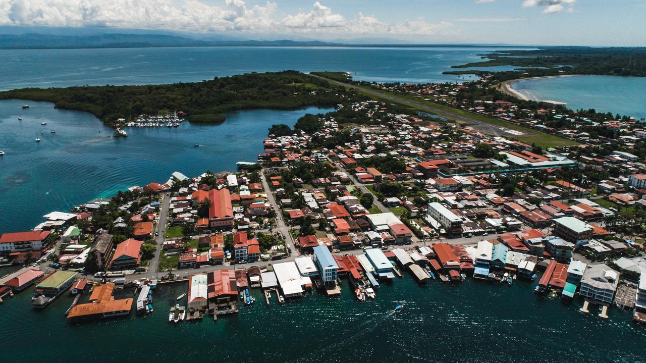 Azul Bocas Town Hotel Eksteriør billede